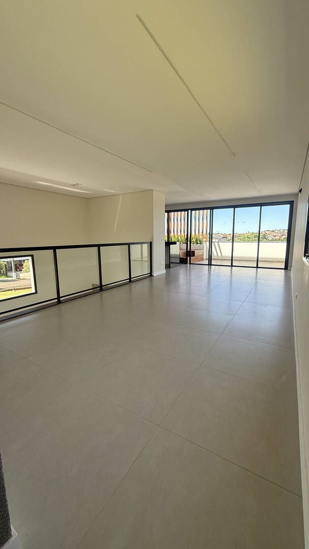 #6790 - Casa em condomínio para Venda em Londrina - PR