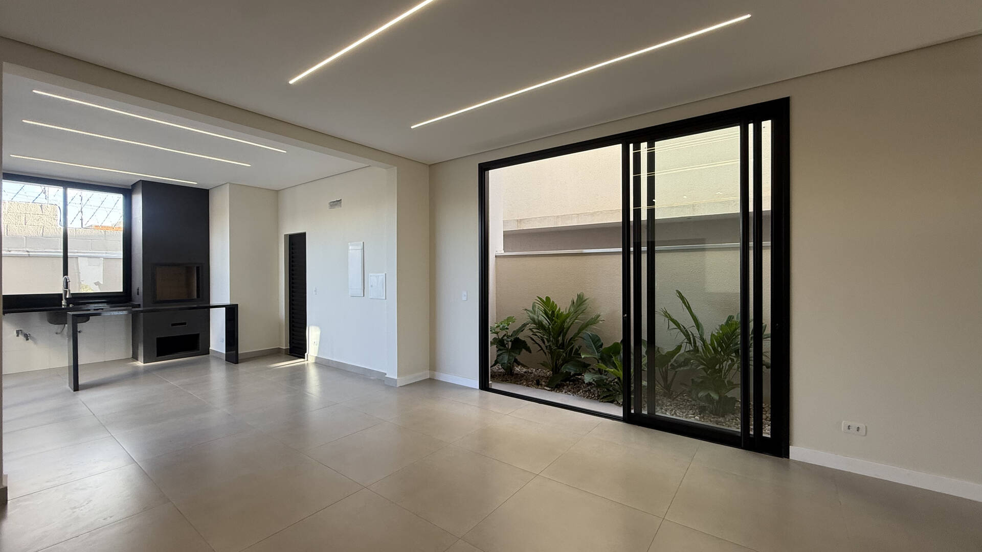 #6791 - Casa em condomínio para Venda em Londrina - PR
