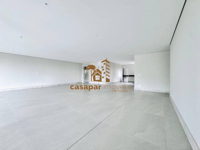 Apartamento para Venda em Londrina - 4