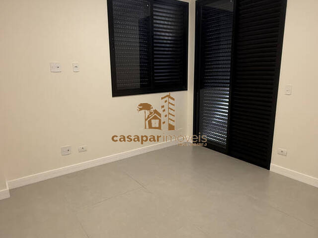 #6790 - Casa em condomínio para Venda em Londrina - PR - 1