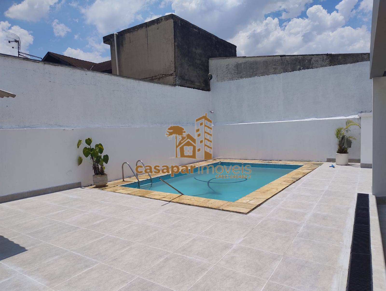 Sobrado para Locação no Jardim São Caetano, 3 Dormitórios com Piscina