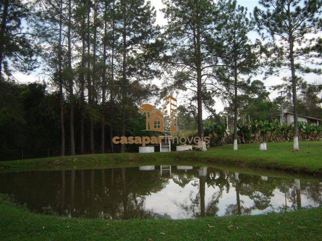 Sitio à Venda em Atibaia com 26.000m², com Piscina, Espaço Gourmet e Lazer