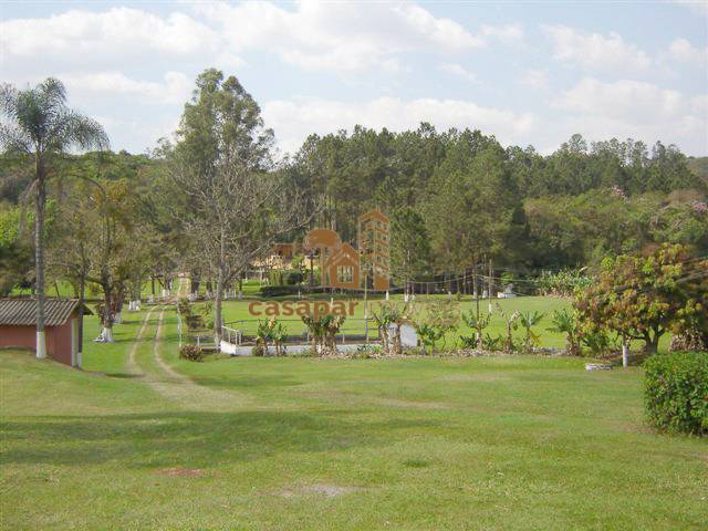 Sitio à Venda em Atibaia com 26.000m², com Piscina, Espaço Gourmet e Lazer