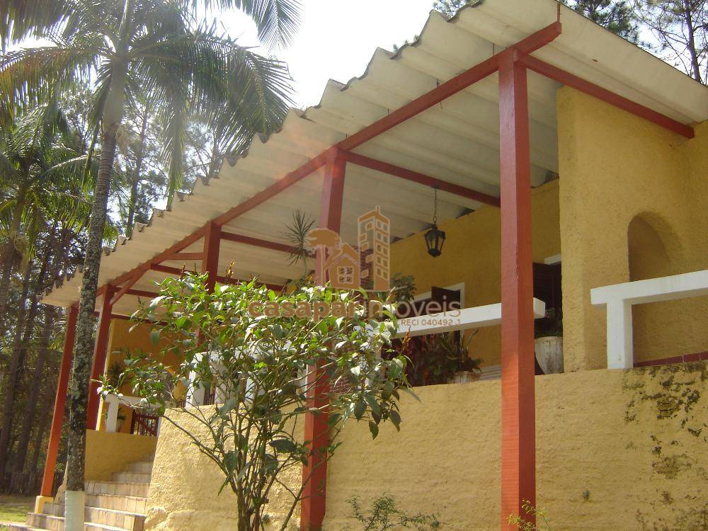 Sitio à Venda em Atibaia com 26.000m², com Piscina, Espaço Gourmet e Lazer