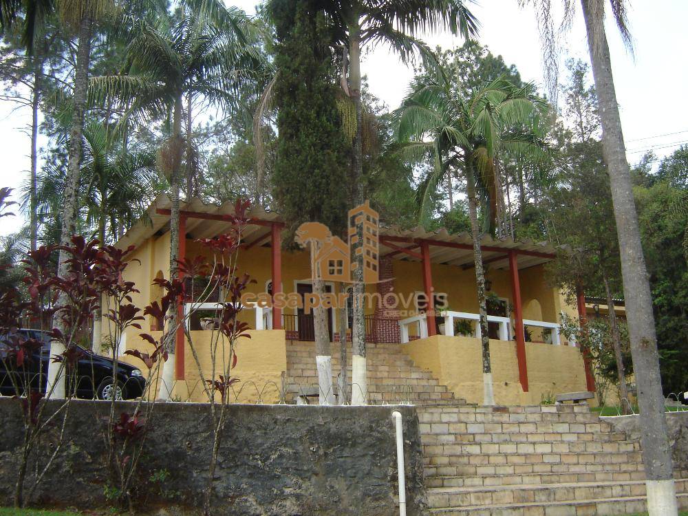 Sitio à Venda em Atibaia com 26.000m², com Piscina, Espaço Gourmet e Lazer