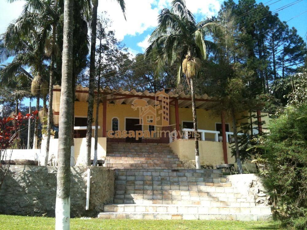 Sitio à Venda em Atibaia com 26.000m², com Piscina, Espaço Gourmet e Lazer
