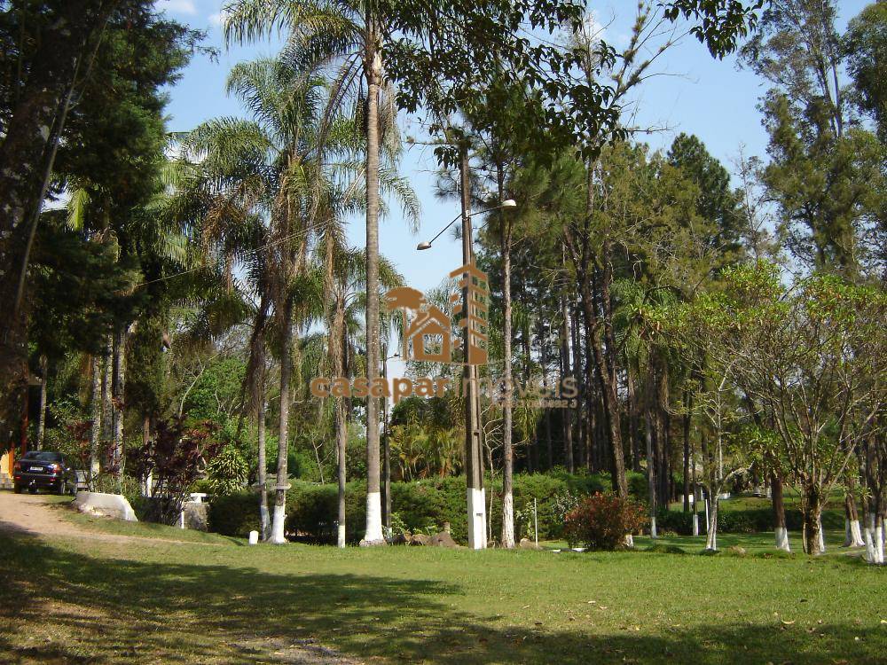 Sitio à Venda em Atibaia com 26.000m², com Piscina, Espaço Gourmet e Lazer