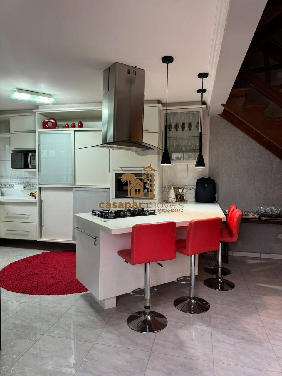 Sobrado à Venda com 500m², 3 Dormitórios com Piscina e Espaço Gourmet