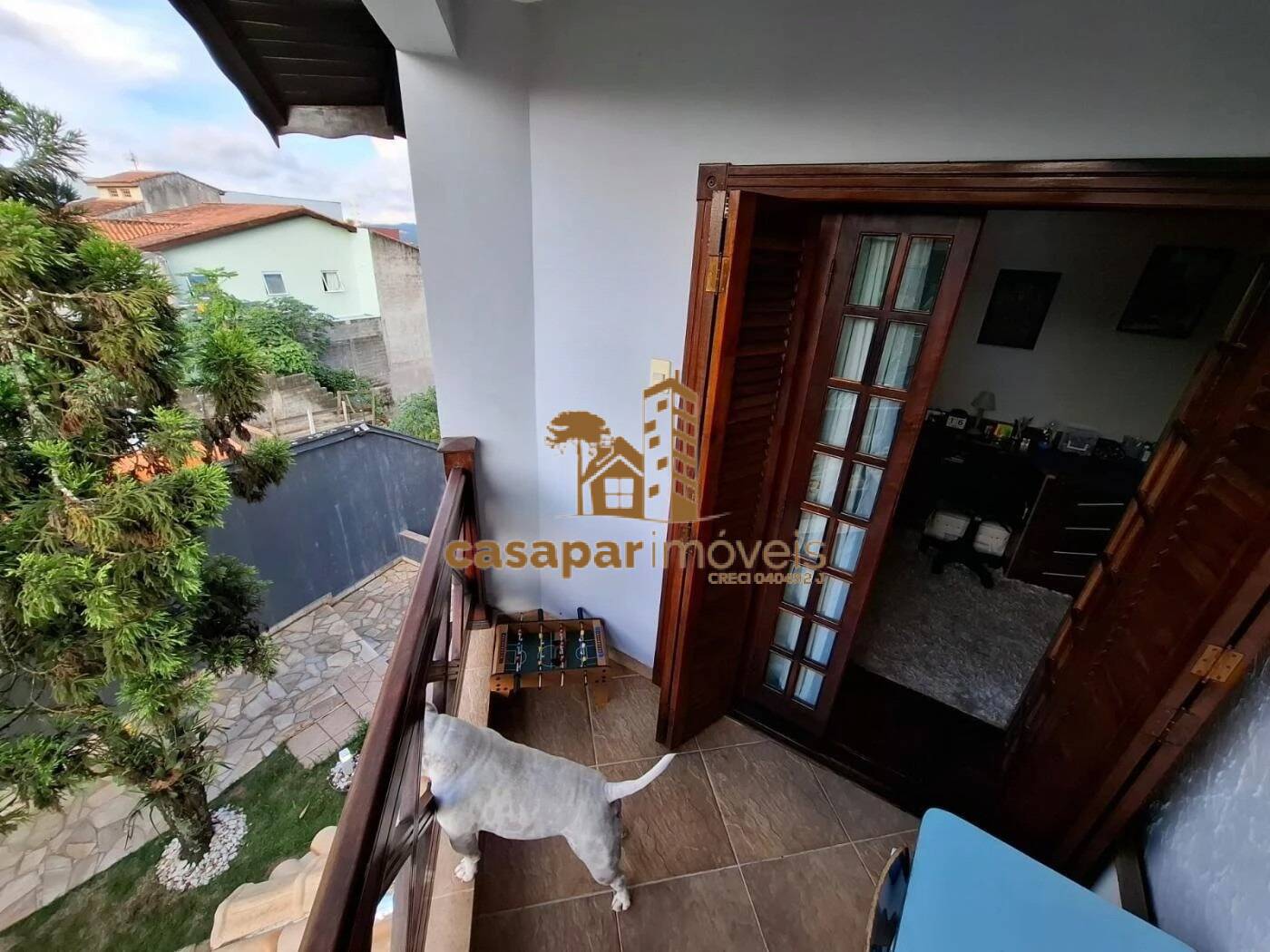 Sobrado à Venda com 500m², 3 Dormitórios com Piscina e Espaço Gourmet