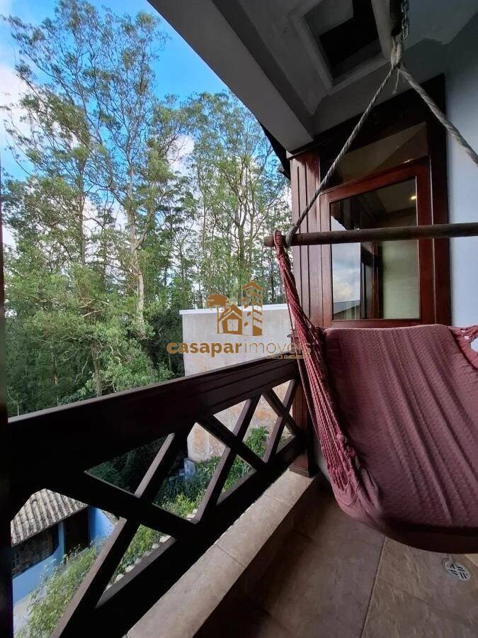 Sobrado à Venda com 500m², 3 Dormitórios com Piscina e Espaço Gourmet