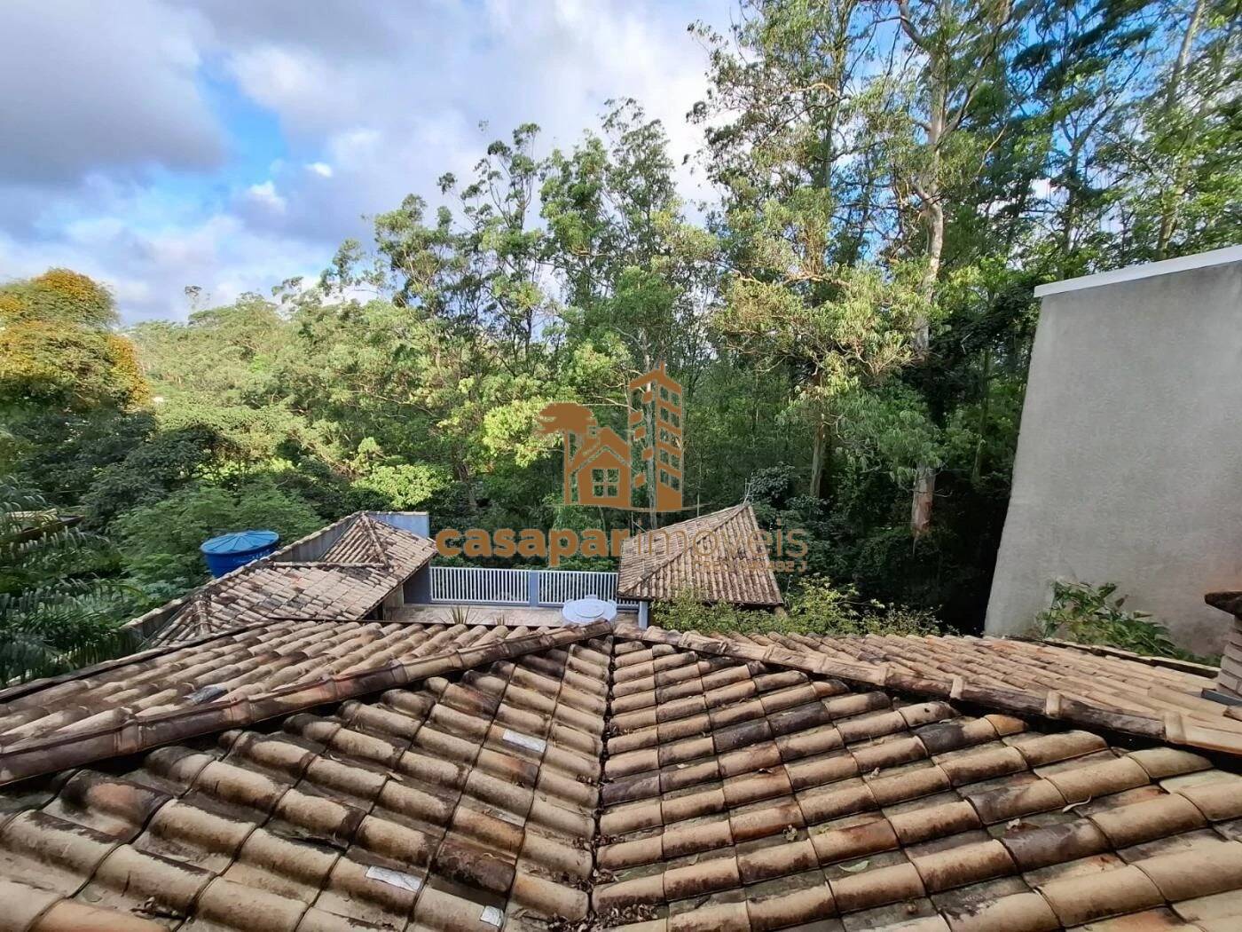 Sobrado à Venda com 500m², 3 Dormitórios com Piscina e Espaço Gourmet