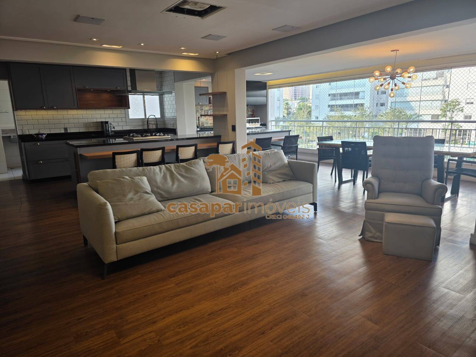 Apartamento para Locação no Premier, 198m² com 4 Dormitórios e 3 Vagas