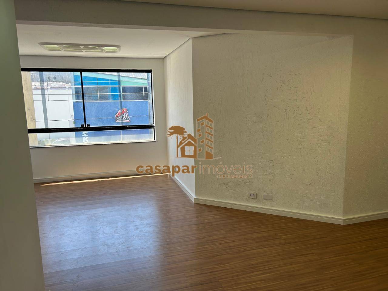 Sala Comercial para Locação com 35m², no Santa Paula com Ar Condicionado