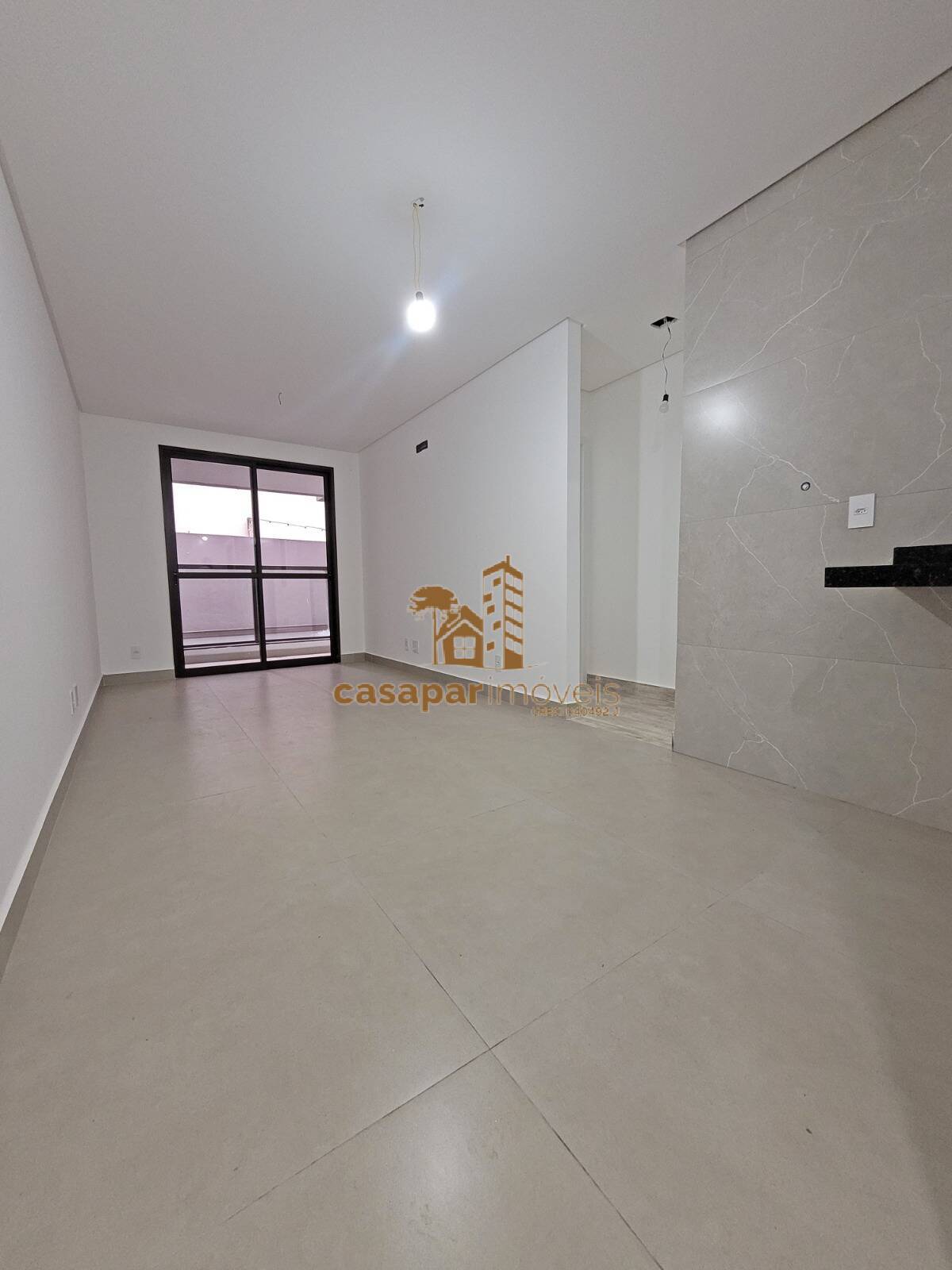 Apartemtno Garden à Venda com 69m², 2 Dormitórios e Sacada Gourmet