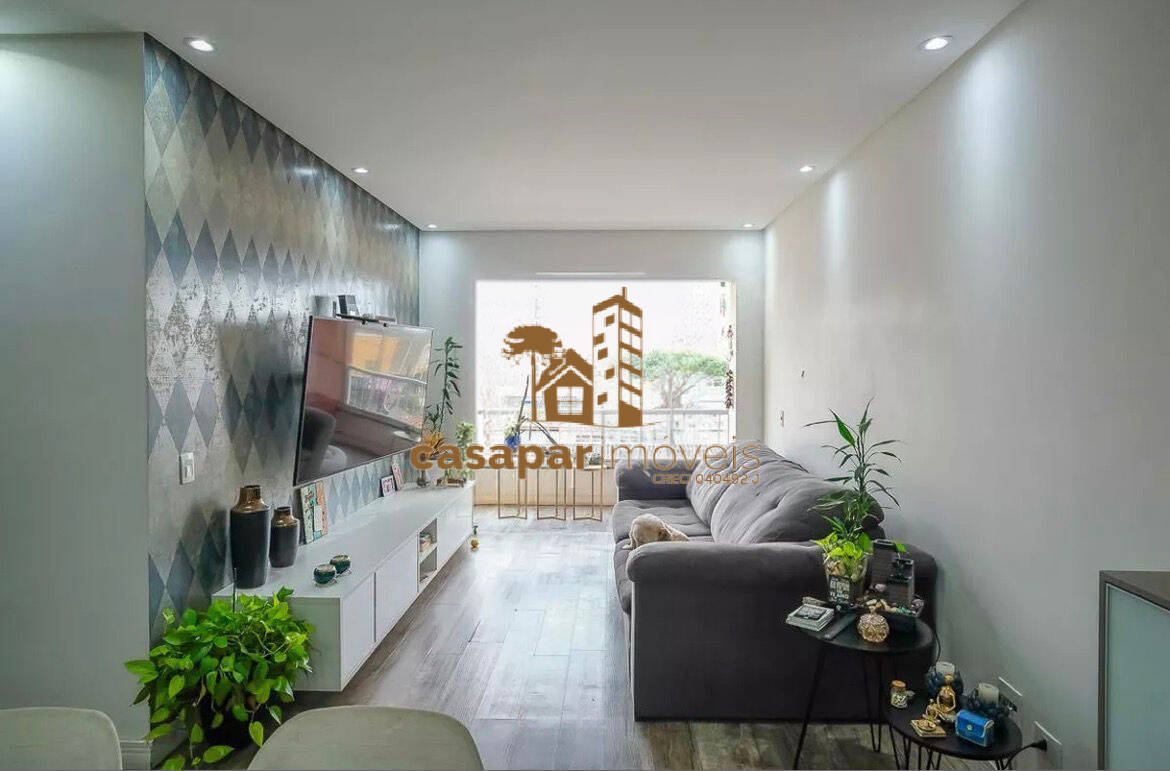 Cobertura à Venda com 220m²  no Santa Maria, 3 Dormitórios e Espaço Gourmet