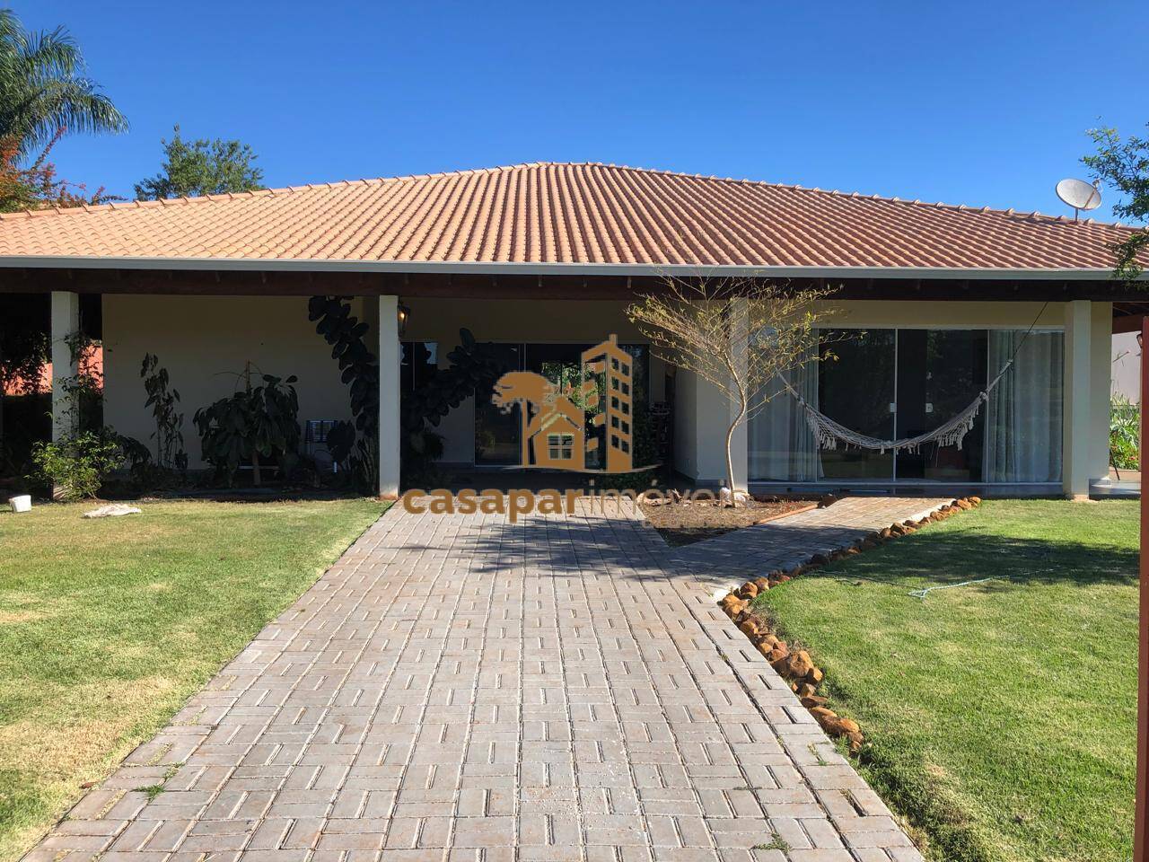 Casa em condomínio fechado para locação, 1.250m² com 3 dormitorios no Canaã