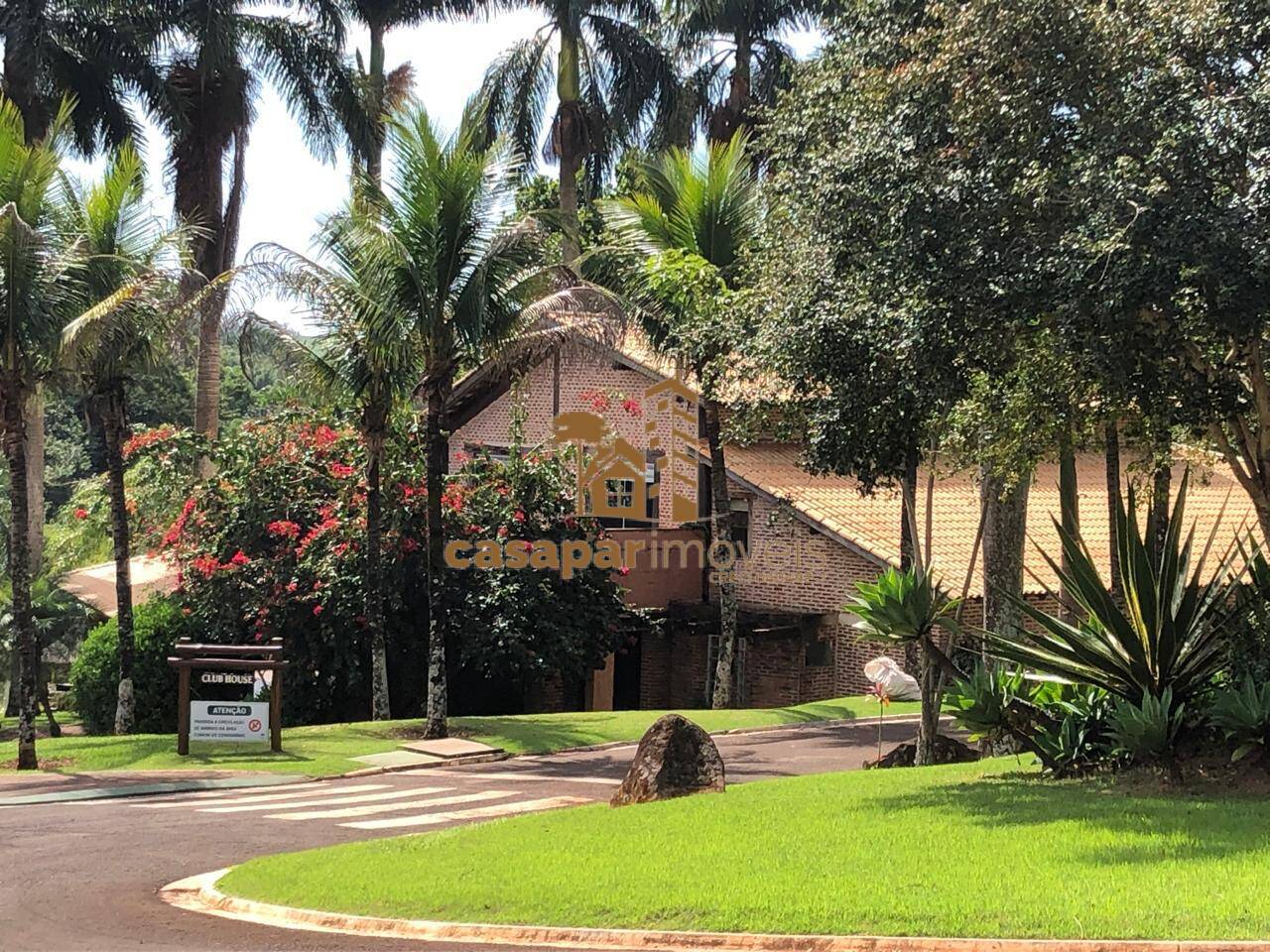 Casa em condomínio fechado para locação, 1.250m² com 3 dormitorios no Canaã