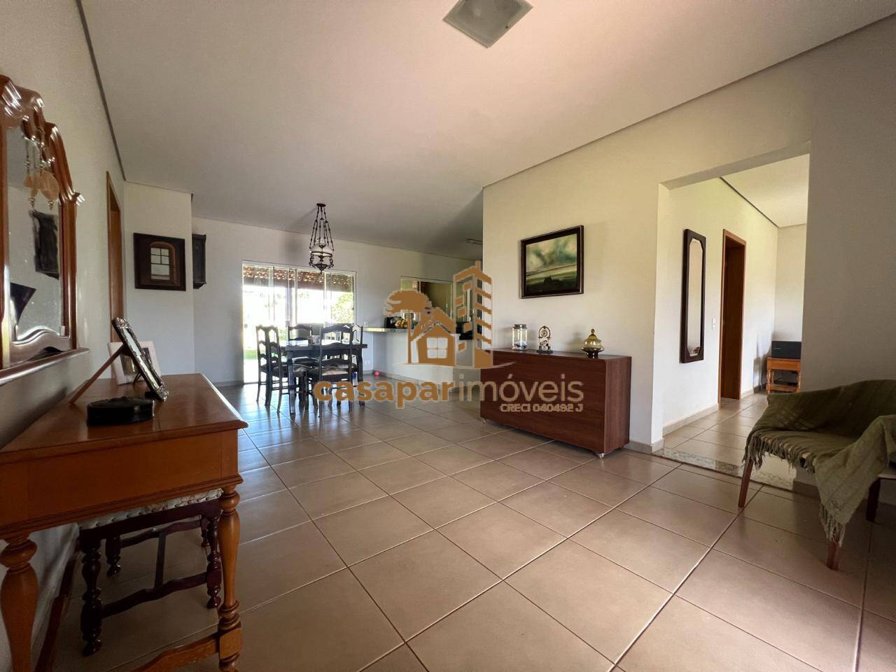 Casa em condomínio fechado para locação, 1.250m² com 3 dormitorios no Canaã