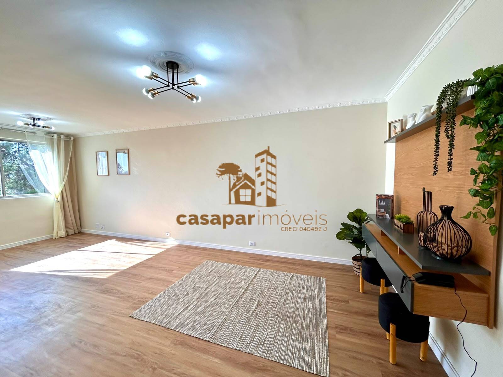Apartamento para Locação com 65m², 2 dorm (1 suíte) no Jardim Patente